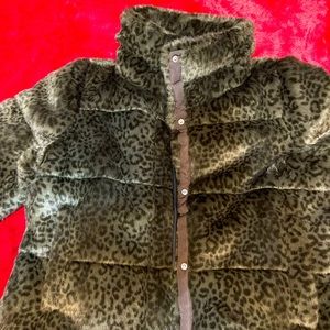 Beautiful Abercrombie Leopard Cropped Jacket